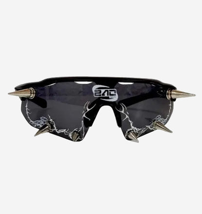 240_SUNGLASSES_AND_POLY_CAP