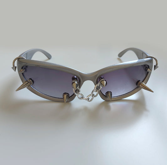 SILVER_GLASSES_Y2K