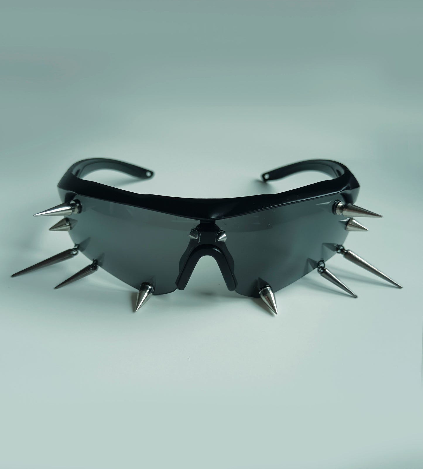 Spike glasses V5