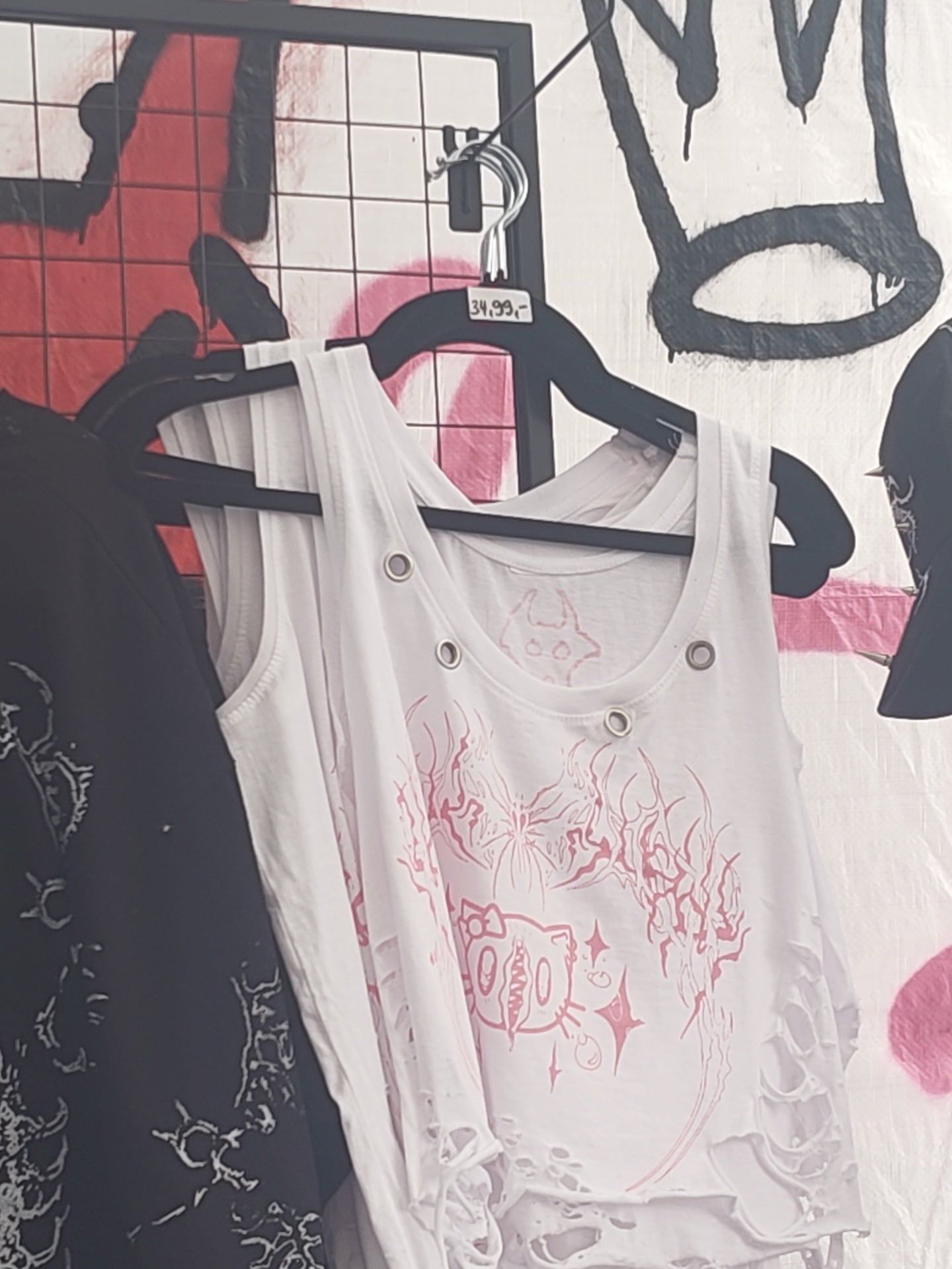 Hellopussy tshirts
